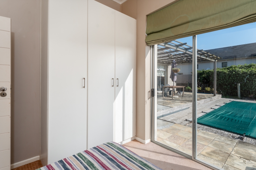 3 Bedroom Property for Sale in Lake Michelle Western Cape